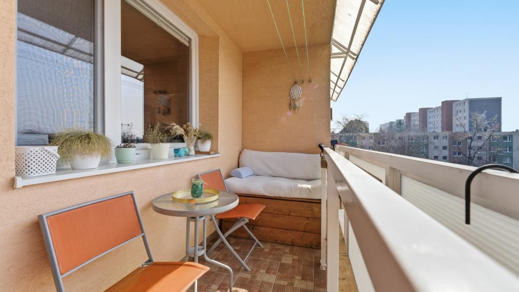 +++ KRÁSNY 3 IZBOVÝ BYT PO KOMPLETNEJ REKONŠTRUKCII NA BEETHOVENOVEJ ULICI V TRNAVE NA PREDAJ+++