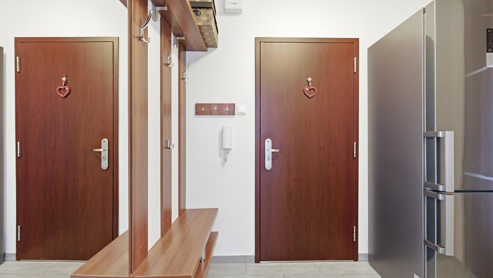 +++ KRÁSNY 3 IZBOVÝ BYT PO KOMPLETNEJ REKONŠTRUKCII NA BEETHOVENOVEJ ULICI V TRNAVE NA PREDAJ+++