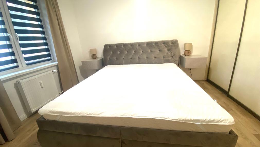 +++ PRENÁJOM EXKLUZÍVNEHO 3  IZBOVÉHO BYTU V CENTRE TRNAVY ZA 900,-EURO KOMPLET+++