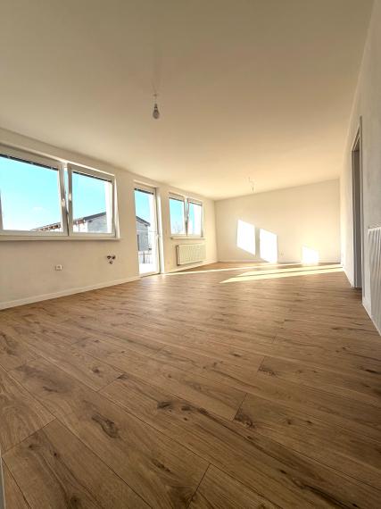 +++ KRÁSNE ZREKONŠTRUOVANÝ RODINNÝ DOM NA PARÁDNOM POZEMKU V TICHEJ ULIČKE NA PREDAJ+++