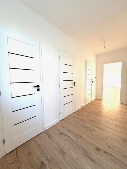 +++ KRÁSNE ZREKONŠTRUOVANÝ RODINNÝ DOM NA PARÁDNOM POZEMKU V TICHEJ ULIČKE NA PREDAJ+++