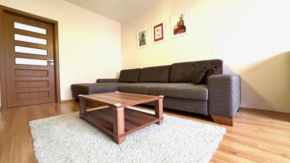 +++ NA PREDAJ ZREKONŠTRUOVANÝ 3,5 IZBOVÝ BYT NA GOLIANOVEJ ULICI V NITRE – KLOKOČINA+++