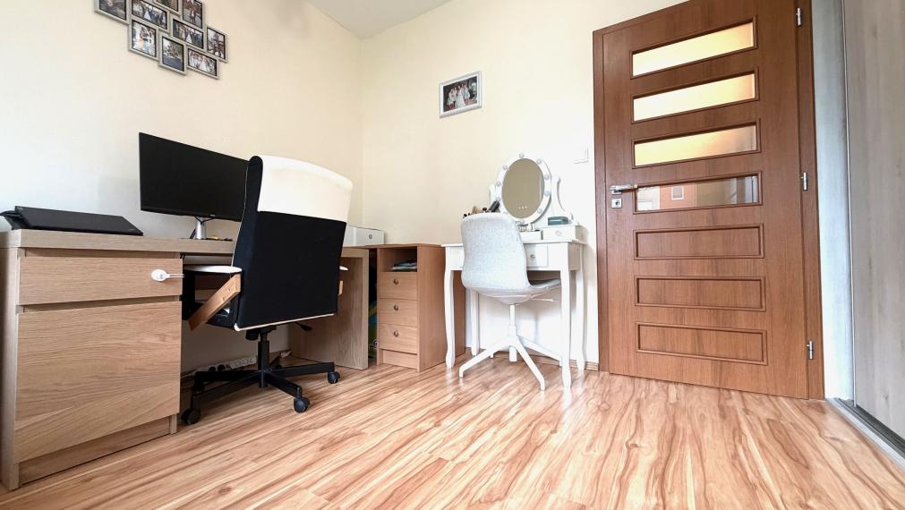 +++ NA PREDAJ ZREKONŠTRUOVANÝ 3,5 IZBOVÝ BYT NA GOLIANOVEJ ULICI V NITRE – KLOKOČINA+++