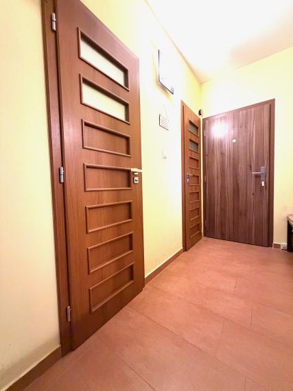 +++ NA PREDAJ ZREKONŠTRUOVANÝ 3,5 IZBOVÝ BYT NA GOLIANOVEJ ULICI V NITRE – KLOKOČINA+++