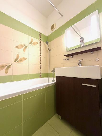 +++ NA PREDAJ ZREKONŠTRUOVANÝ 3,5 IZBOVÝ BYT NA GOLIANOVEJ ULICI V NITRE – KLOKOČINA+++