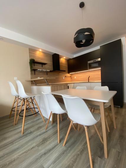 +++ IHNED’ VOĽNÝ K NASŤAHOVANIU 2 IZBOVÝ BYT S PARKINGOM V ARBORII ZA 800,- +++