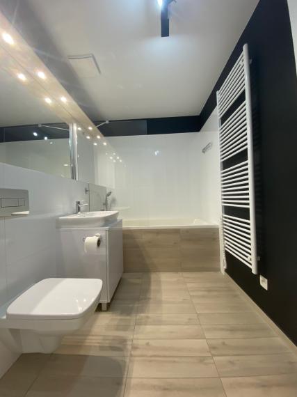 +++ IHNED’ VOĽNÝ K NASŤAHOVANIU 2 IZBOVÝ BYT S PARKINGOM V ARBORII ZA 800,- +++