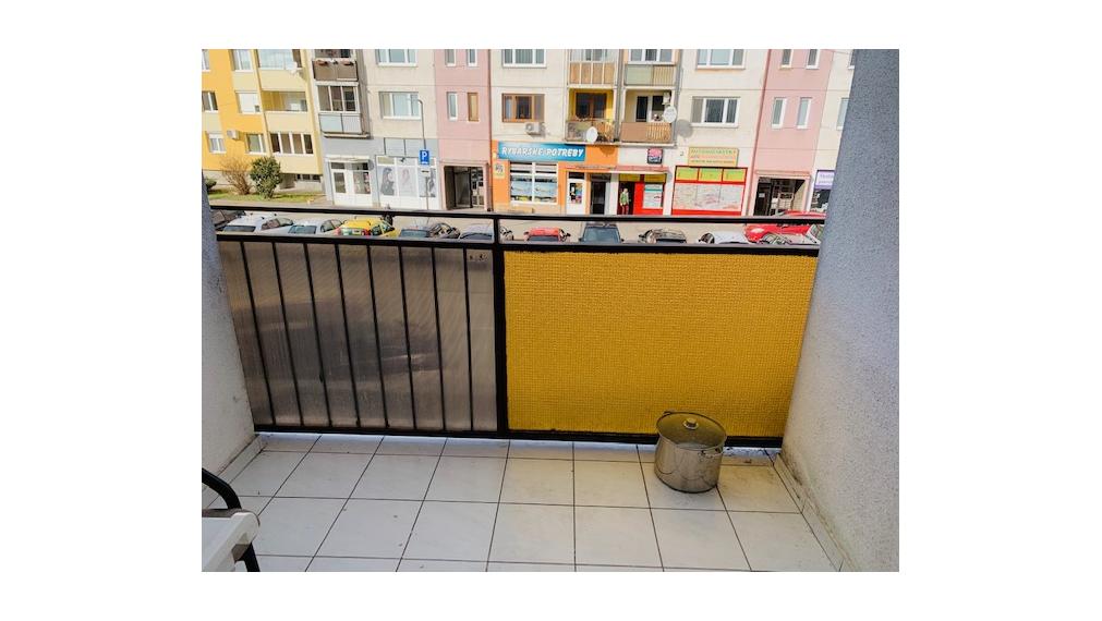 +++ NOVINKA +++ VEĽKOMETRÁŽNY 3 IZBOVÝ BYT V CENTRE SEREDE NA PREDAJ +++