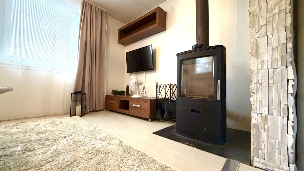 +++ ŠIKOVNÝ RODINNÝ DOMČEK V SUCHEJ NAD PARNOU S KRÁSNYM POZEMKOM ZA SUPER CENU 189.900,- EURO+++