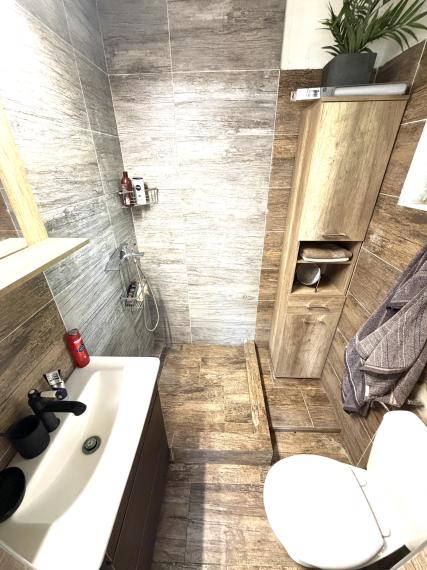+++ ŠIKOVNÝ RODINNÝ DOMČEK V SUCHEJ NAD PARNOU S KRÁSNYM POZEMKOM ZA SUPER CENU 189.900,- EURO+++