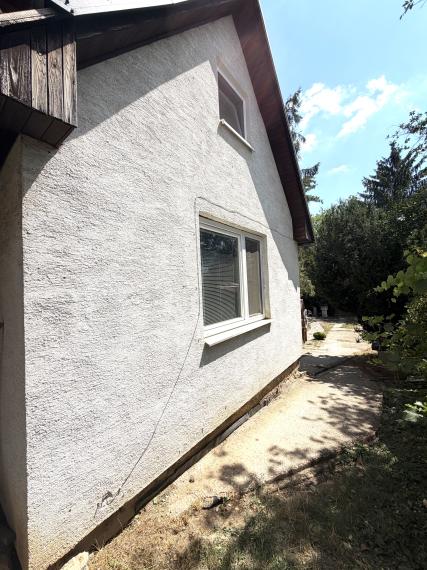 +++ ŠIKOVNÝ RODINNÝ DOMČEK V SUCHEJ NAD PARNOU S KRÁSNYM POZEMKOM ZA SUPER CENU 189.900,- EURO+++