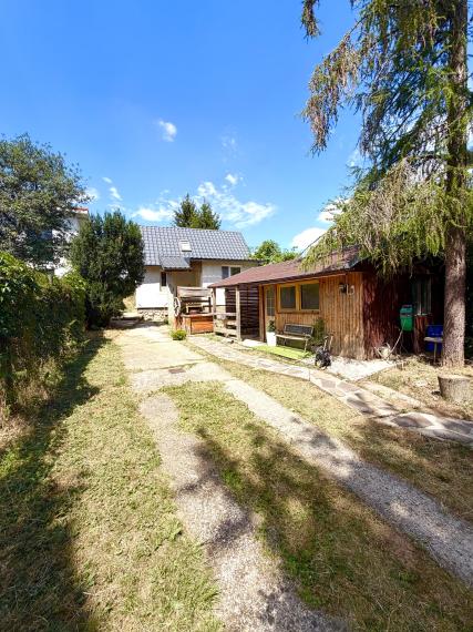+++ ŠIKOVNÝ RODINNÝ DOMČEK V SUCHEJ NAD PARNOU S KRÁSNYM POZEMKOM ZA SUPER CENU 189.900,- EURO+++