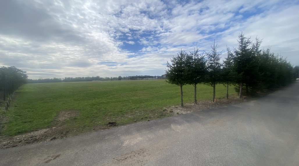 +++ POZEMOK PRE VÝSTAVBU RODINNÝCH DOMOV NA PREDAJ V SENCI O VEĽKOSTI 16815M2+++