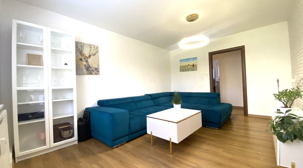 +++ KOMPLETNE REKONŠTRUOVANÝ 3 IZBOVÝ BYT NA SKOK OD CENTRA TRNAVY+++