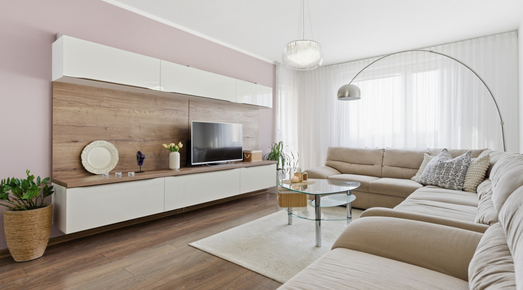 +++ KRÁSNY 3 IZBOVÝ BYT PO KOMPLETNEJ REKONŠTRUKCII NA BEETHOVENOVEJ ULICI V TRNAVE NA PREDAJ+++