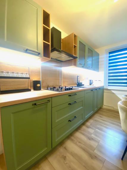 +++ PRENÁJOM EXKLUZÍVNEHO 3  IZBOVÉHO BYTU V CENTRE TRNAVY ZA 900,-EURO KOMPLET+++