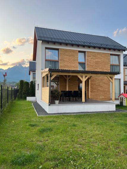 +++Na predaj výnimočný rekreačný dom vo Vysokých Tatrách – nehnuteľnosť, ktorá okamžite generuje príjem+++