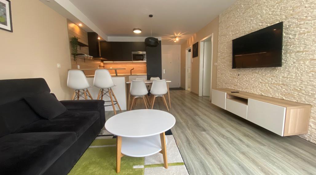 +++ IHNED’ VOĽNÝ K NASŤAHOVANIU 2 IZBOVÝ BYT S PARKINGOM V ARBORII ZA 800,- +++