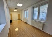 Reprezentatívne priestory v srdci Trnavy | 60 m² | + recepcia | kuchynka l toalety - fotografia 9