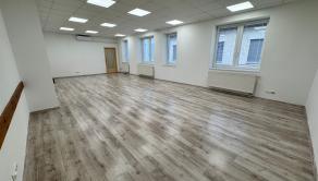 Reprezentatívne priestory v srdci Trnavy | 60 m² | + recepcia | kuchynka l toalety - fotografia 3
