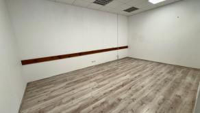 Reprezentatívne priestory v srdci Trnavy | 60 m² | + recepcia | kuchynka l toalety - fotografia 6
