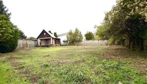 ZDRAVÁ MUROVANÁ CHATA/MENŠÍ DOM NA KRÁSNOM POZEMKU NA SUCHOVSKEJ PRIEHRADE NA PREDAJ - fotografia 7