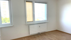 JEDNOIZBOVÝ BYT V TRNAVE V ŠPIČKOVEJ LOKALITE NA DRUŽBE ZA 124.900,- - fotografia 3