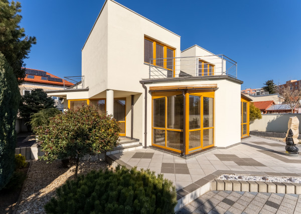 +++REZERVOVANÉ+++ EXKLUZÍVNY RODINNÝ DOM V SAMOTNOM SRDCI TRANVSKÉHO SPIEGELSAALU+++