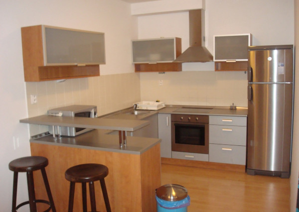 +++ 100% AKTUÁLNE 2 IZBOVÝ BYT S DVOMI PARKINGAMI NA PRENÁJOM ZA 700,- EURO+++