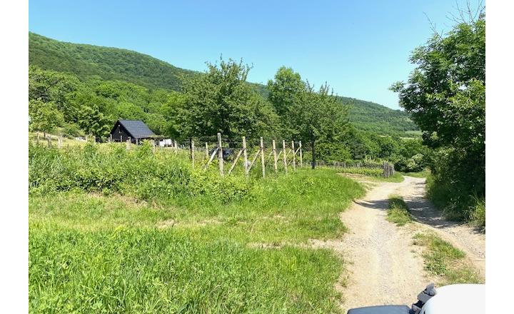 +++ NA PREDAJ CHATA S KRÁSNYM POZEMKOM A VÝHĽADMI V KARPATOCH+++ - fotografia 24