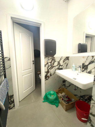 PRENÁJOM OBCHODNÉHO PRIESTORU V TRNAVE V CENTRE MESTA NA HALENÁRSKEJ - fotografia 10