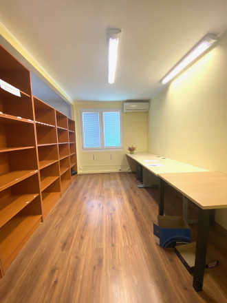 +++ PRENÁJOM ADMINSTRATÍVNYCH PRIESTOROV A SKLAOVACEJ HALY NA STRATEGICKOM MIESTE PRI TRNAVE+++ - fotografia 7