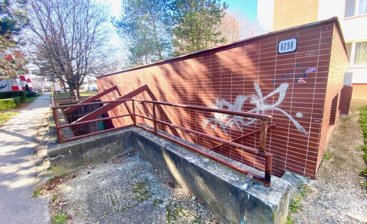 +++ NEBYTOVÁ BUDOVA NA PREDAJ NA KONIAREKOVEJ ULICI V TRNAVE +++ - fotografia 6