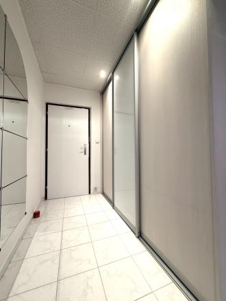 +++ NOVINKA +++ VEĽKOMETRÁŽNY 3 IZBOVÝ BYT V CENTRE SEREDE NA PREDAJ +++ - fotografia 12
