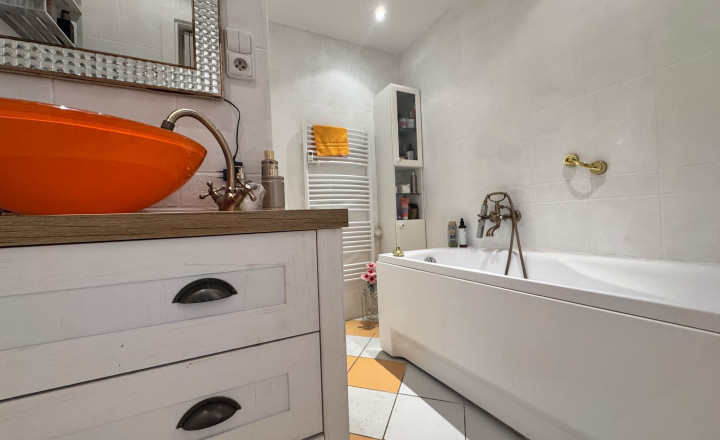 NA PREDAJ DVOJIZBOVÝ BYT V TRNAVE NA DRUŽBE S 2 LODŽIAMI ZA 169.900,- - fotografia 9