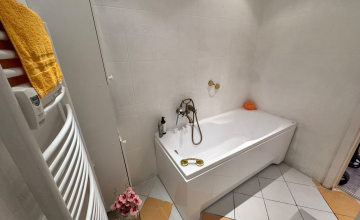 NA PREDAJ DVOJIZBOVÝ BYT V TRNAVE NA DRUŽBE S 2 LODŽIAMI ZA 169.900,- - fotografia 10